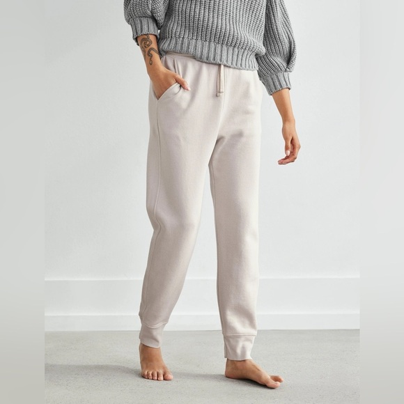 UNSUBSCRIBED | NEW WITHOUT TAGS Terry cloth jogger in khaki | size small - Picture 1 of 6